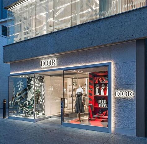 largest Dior store in Toronto